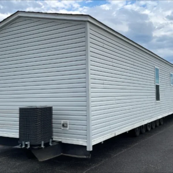 2022 Champion Mobile Home – 3BR/2BA – 14×70 – 980 sqft
