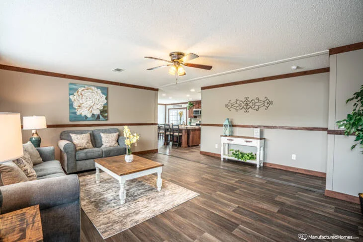 2023 Live Oak HPS Painted Sheetrock Highlander H-3764X-PS – 4BR/3BA – 32×82 – 2254 sqft - Image 15