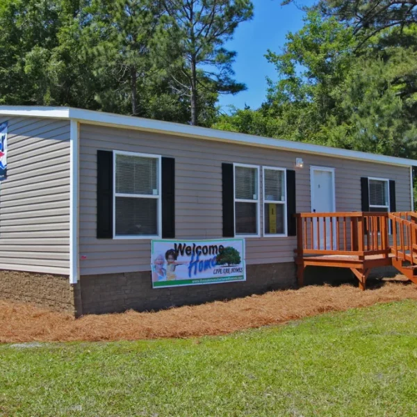 2023 Live Oak – – 3BR/2BR – 28×40 – 936 sq ft